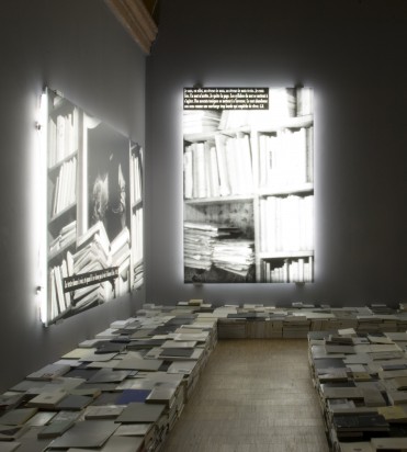08-joseph_kosuth_du_phenomene_de_la_bibliotheque_adagp2 08-joseph_kosuth_du_phenomene_de_la_bibliotheque_adagp2